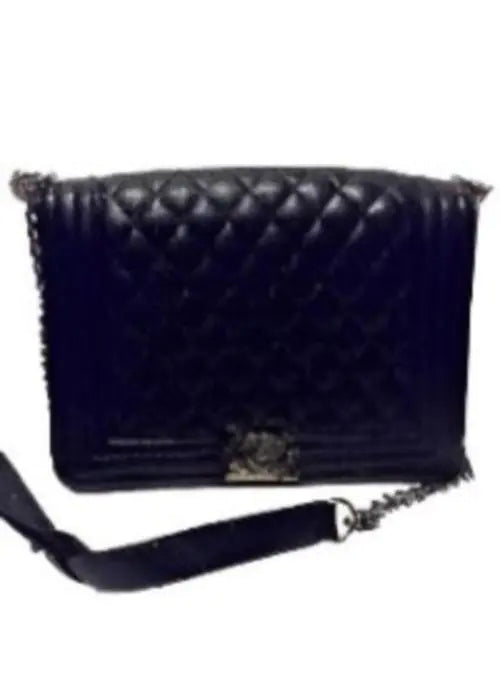 Elegant Gold-Chain Handbags